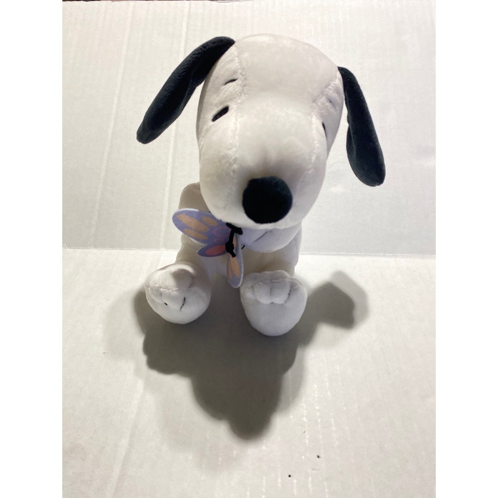 Hallmark Peanuts Snoopy Springtime Butterfly 7 Inch Plush Stuffed Animal White